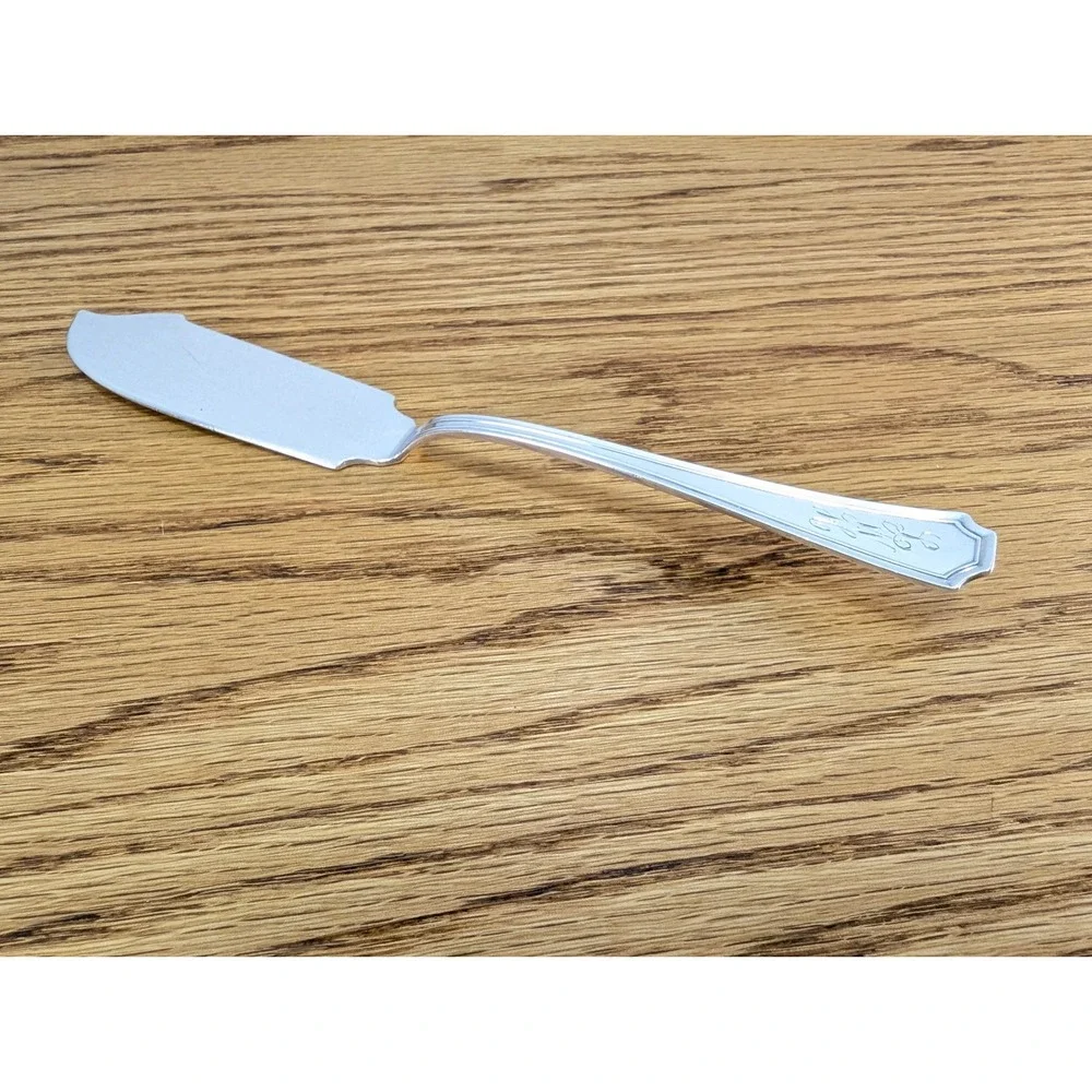 Durgin Gorham Fairfax Sterling Silver Butter Spreader Monogram HML 1910 6.75 In